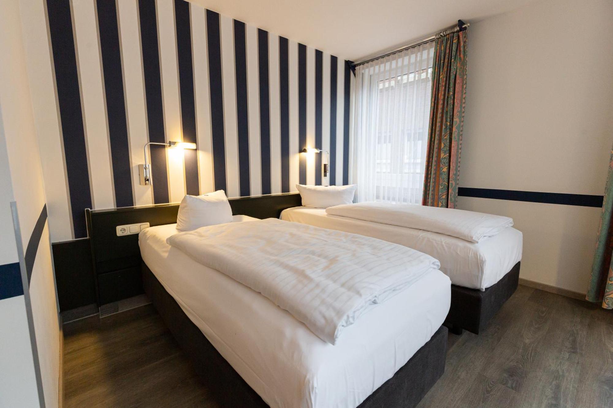 Hotel Dh Vec, Sehr Beliebtes & Leckeres Fruehstueck, Self-Check-In เวคตา ภายนอก รูปภาพ